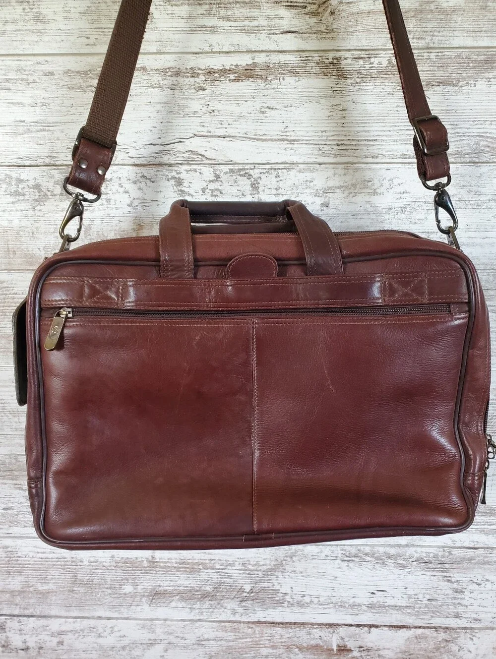 Avenues America Genuine Leather Multi-Pocket Messenger Bag Briefcase Vintage